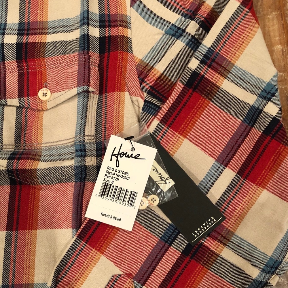 Howe Rag & Stone Plaid Button Down - Picture 4 of 4